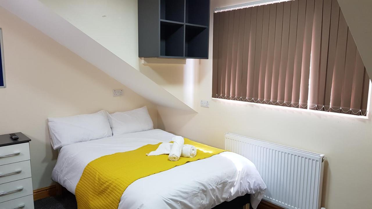 Double Ensuite Near Centre *